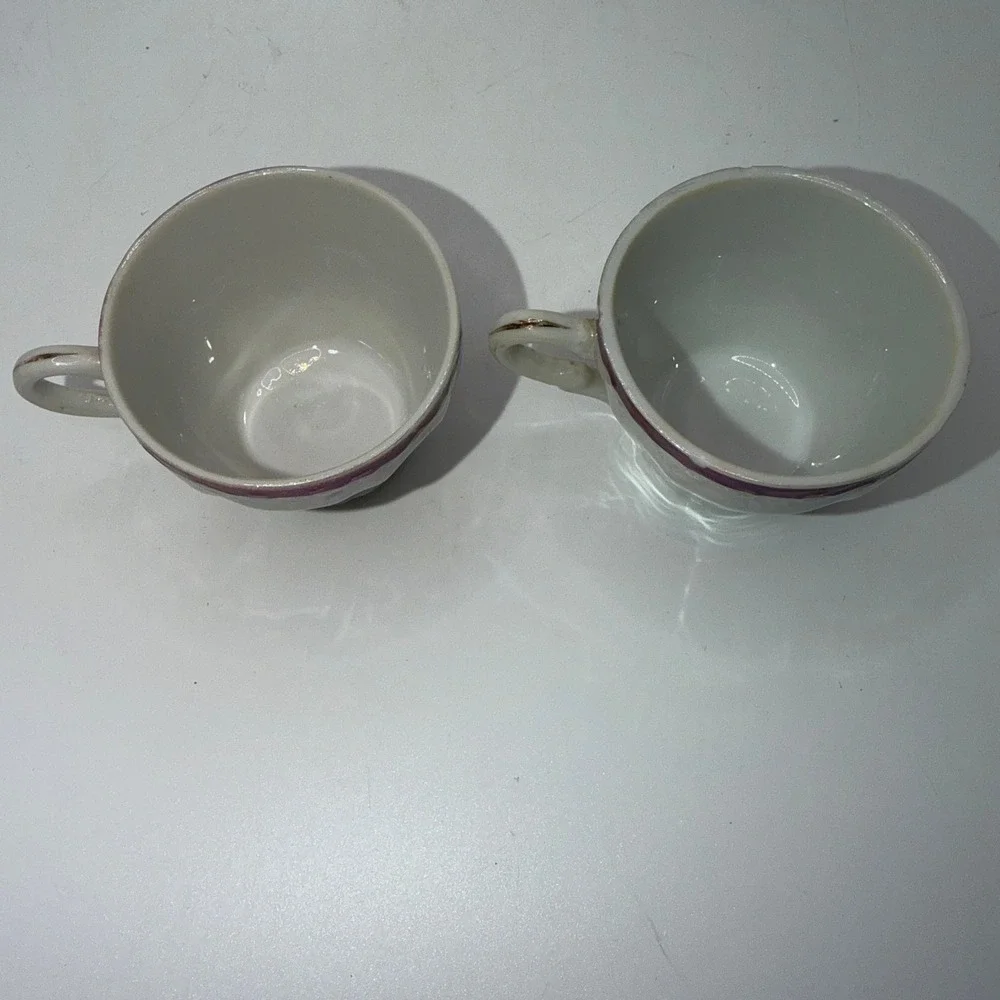 Pair‎ of Vintage Lusterware Courting Couple iridescent Teacups Japan
